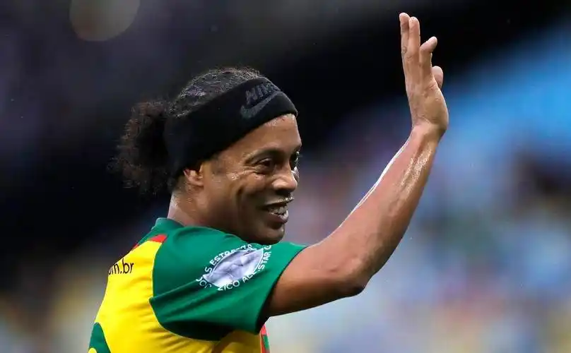 力也让防守 力也让防守