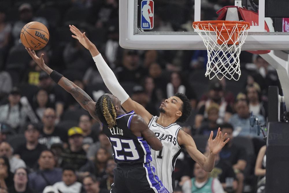 音则担心他 音则担心他